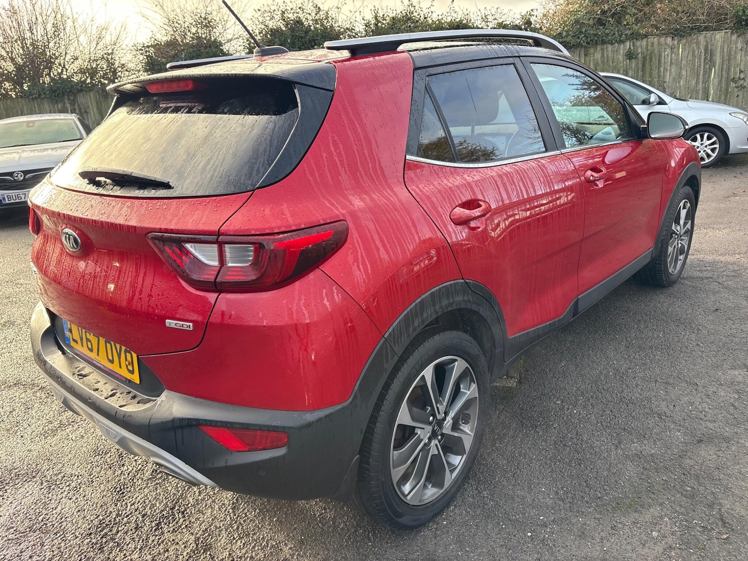 Used Kia Stonic 2017 for sale - 76752524: Photo 6