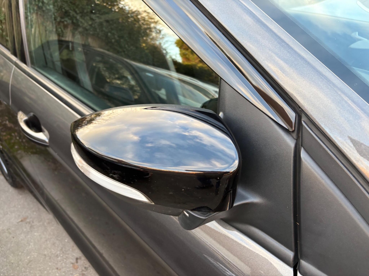 Used Ford Kuga 2019 for sale - 77052525: Photo 30