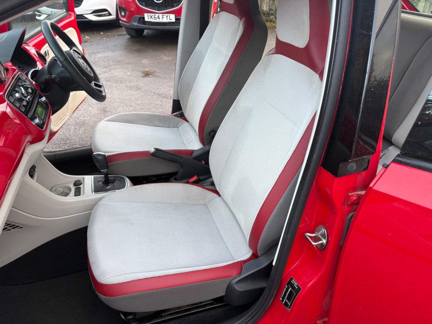 Used Volkswagen up! for sale - 76702156: Photo 19