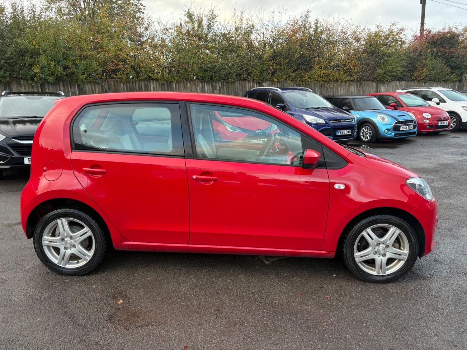 Used Volkswagen up! for sale - 76702156: Photo 2