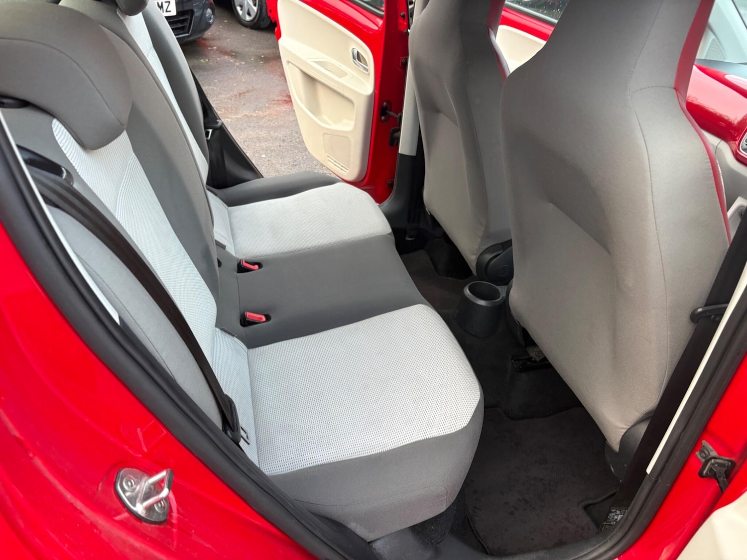 Used Volkswagen up! for sale - 76702156: Photo 21