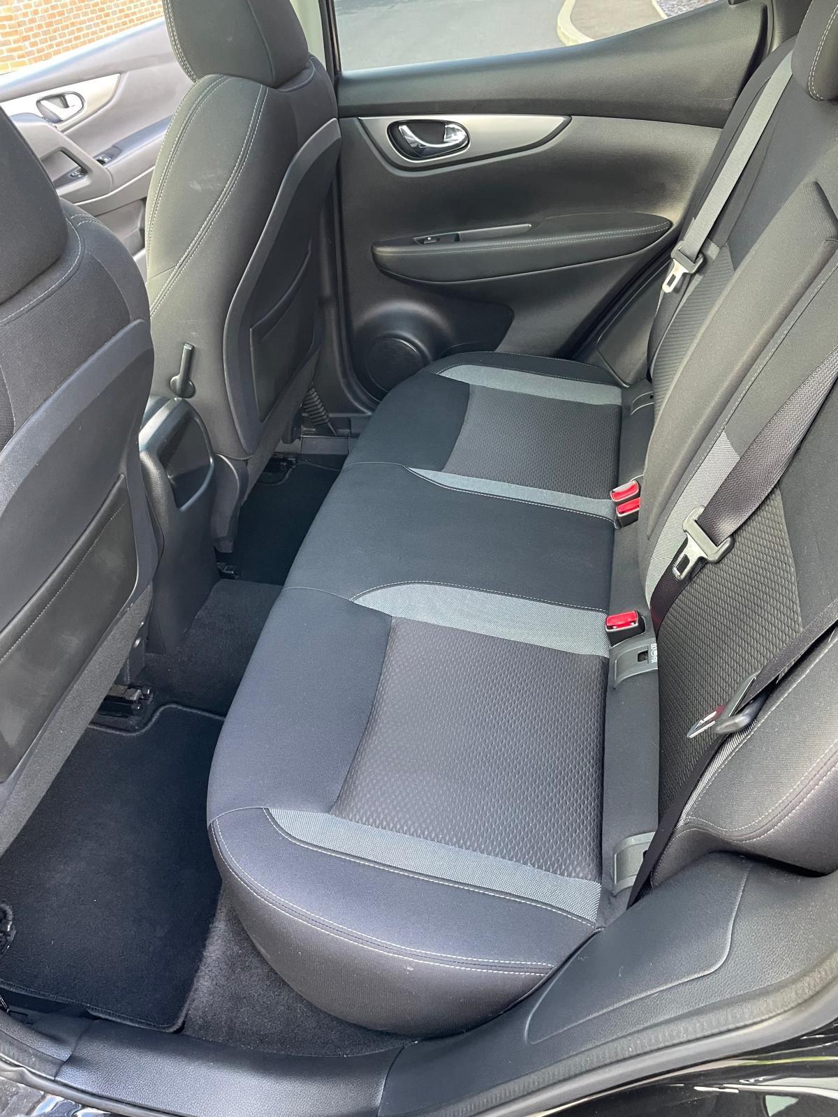 Used Nissan Qashqai for sale - 76727857: Photo 11