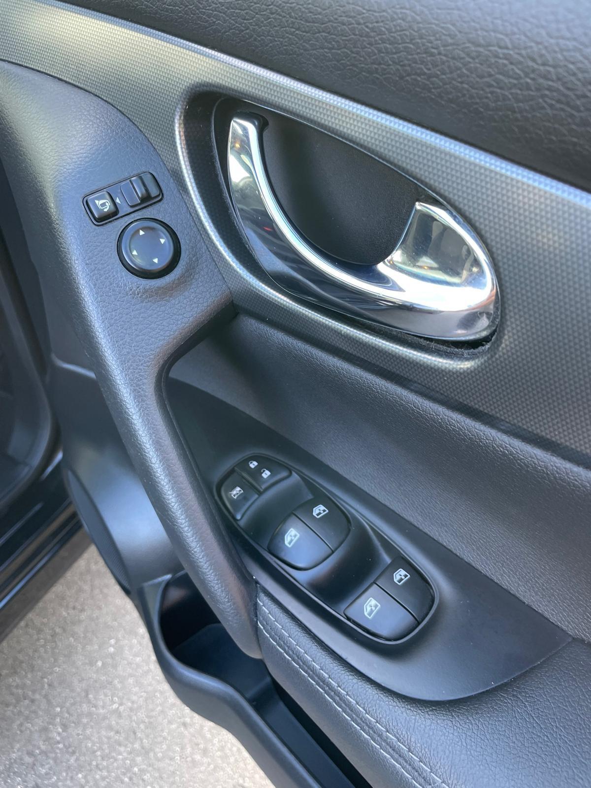 Used Nissan Qashqai for sale - 76727857: Photo 18