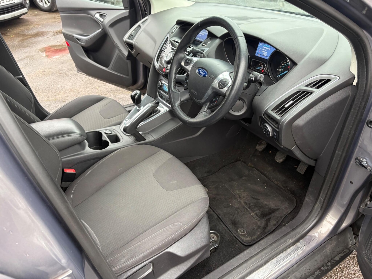 Used Ford Focus 2012 for sale - 77155844: Photo 9