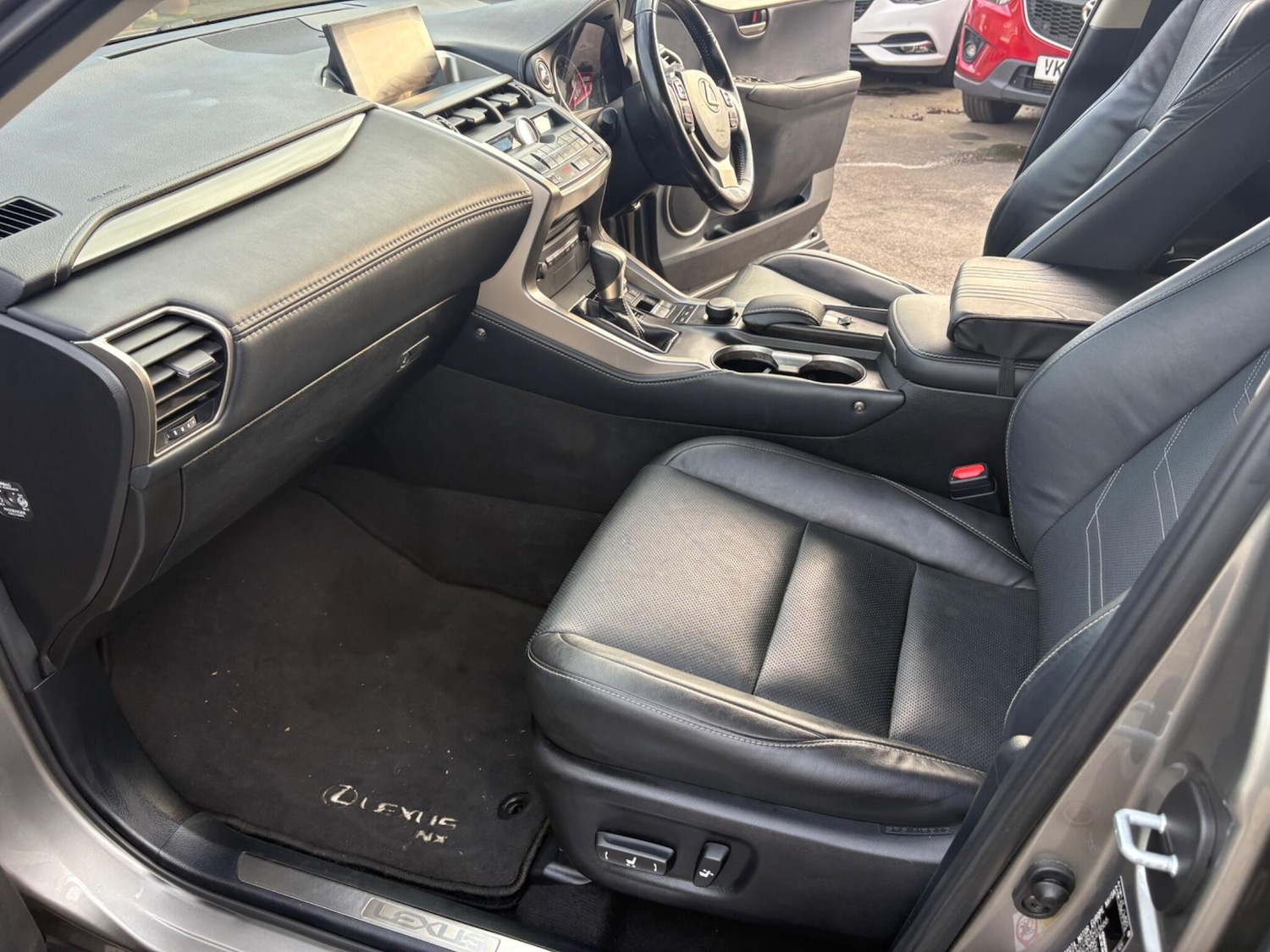 Used Lexus NX 2015 for sale - 76965652: Photo 9