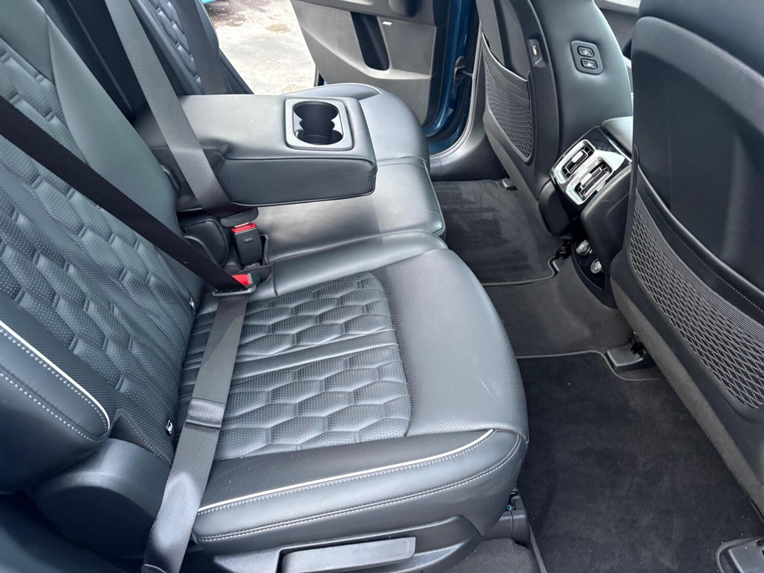 Used Kia Sorento for sale - 76701010: Photo 12