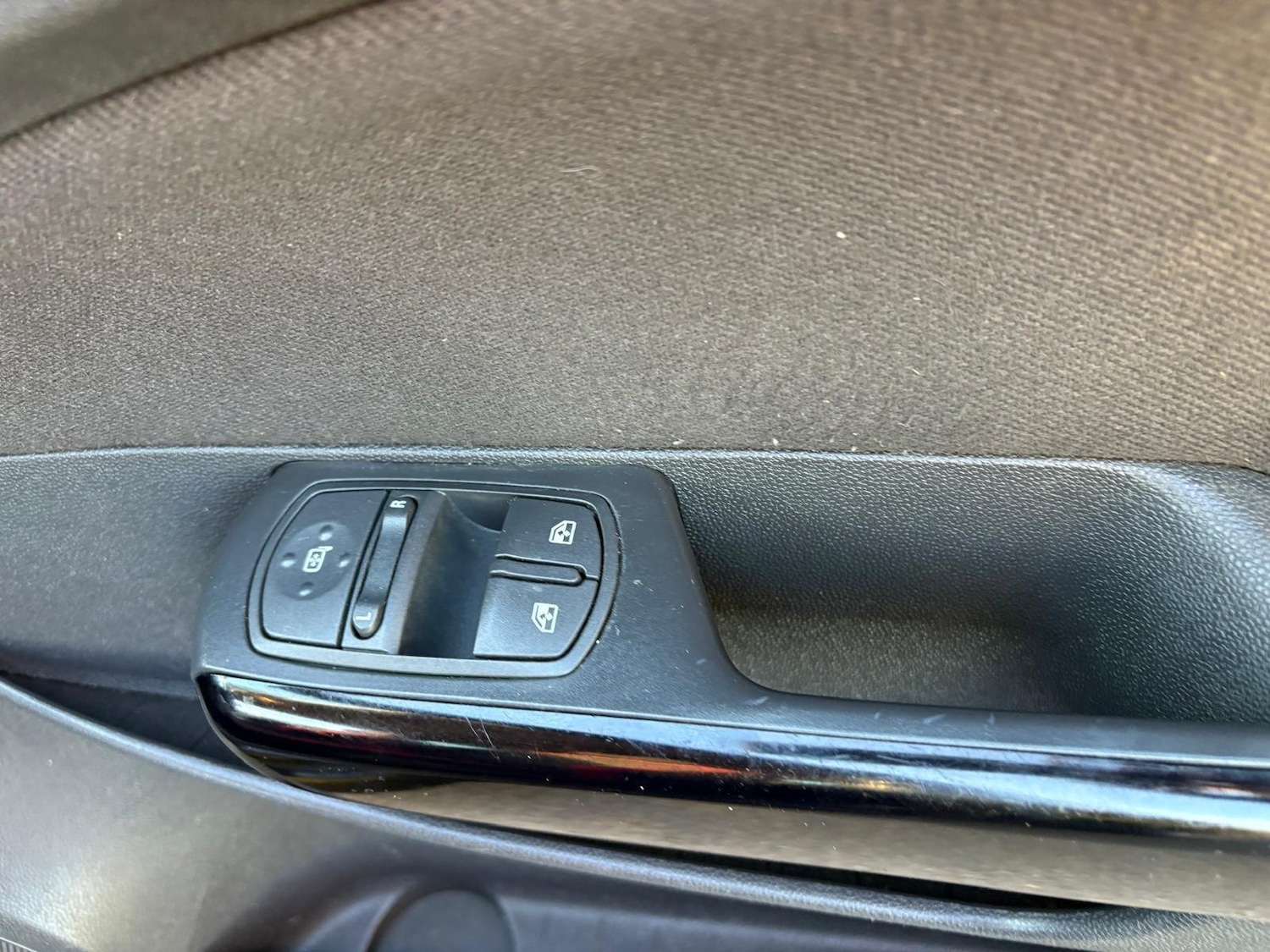 Used Vauxhall Corsa for sale - 76701835: Photo 13