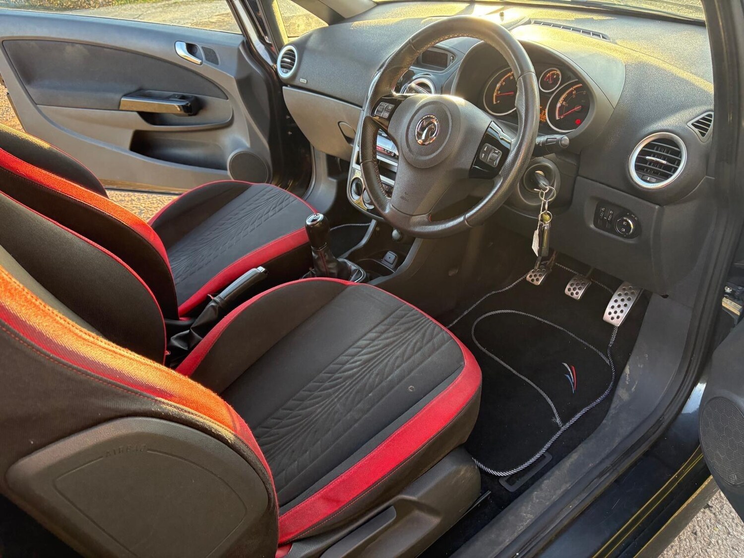 Used Vauxhall Corsa for sale - 76701835: Photo 9