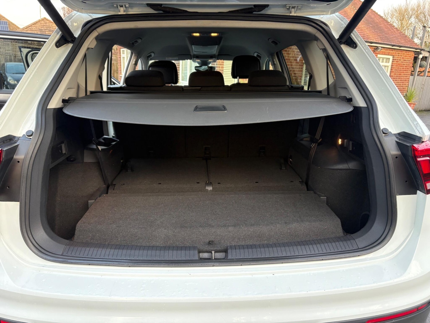 Used Volkswagen Tiguan Allspace 2018 for sale - 76850098: Photo 28