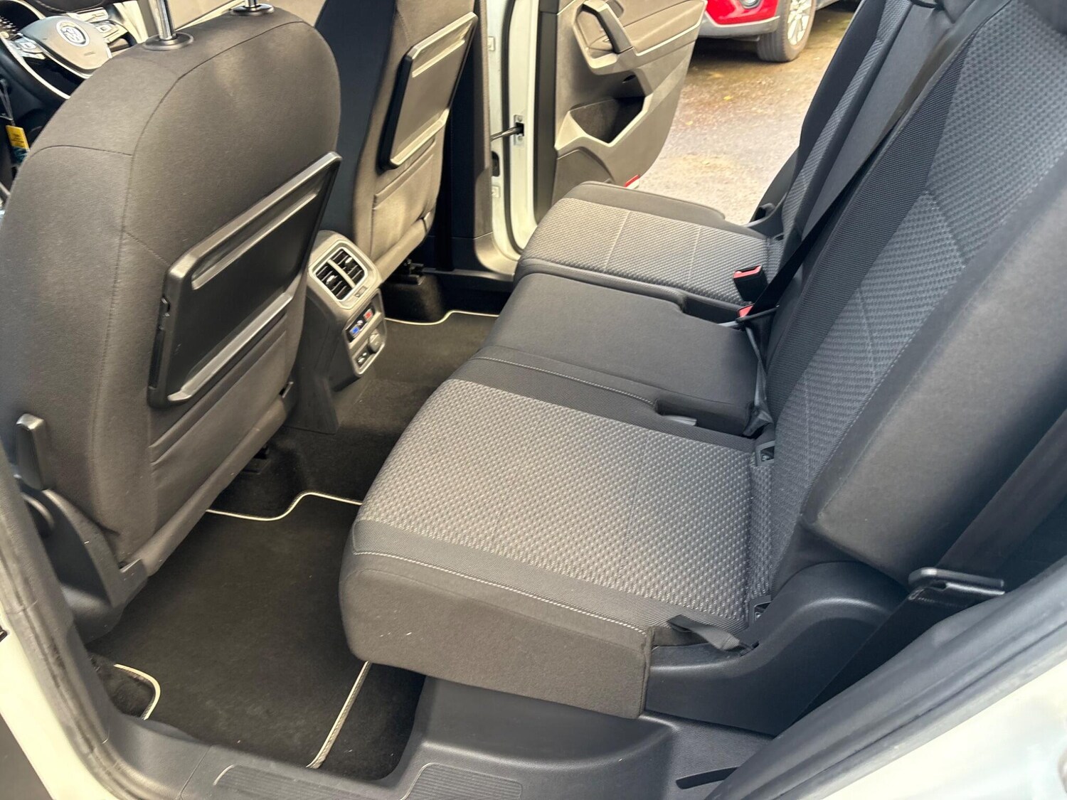 Used Volkswagen Tiguan Allspace 2018 for sale - 76850098: Photo 29