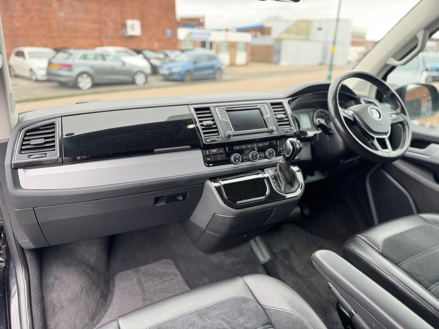 Used Volkswagen Caravelle 2017 for sale - 77978226: Photo 13