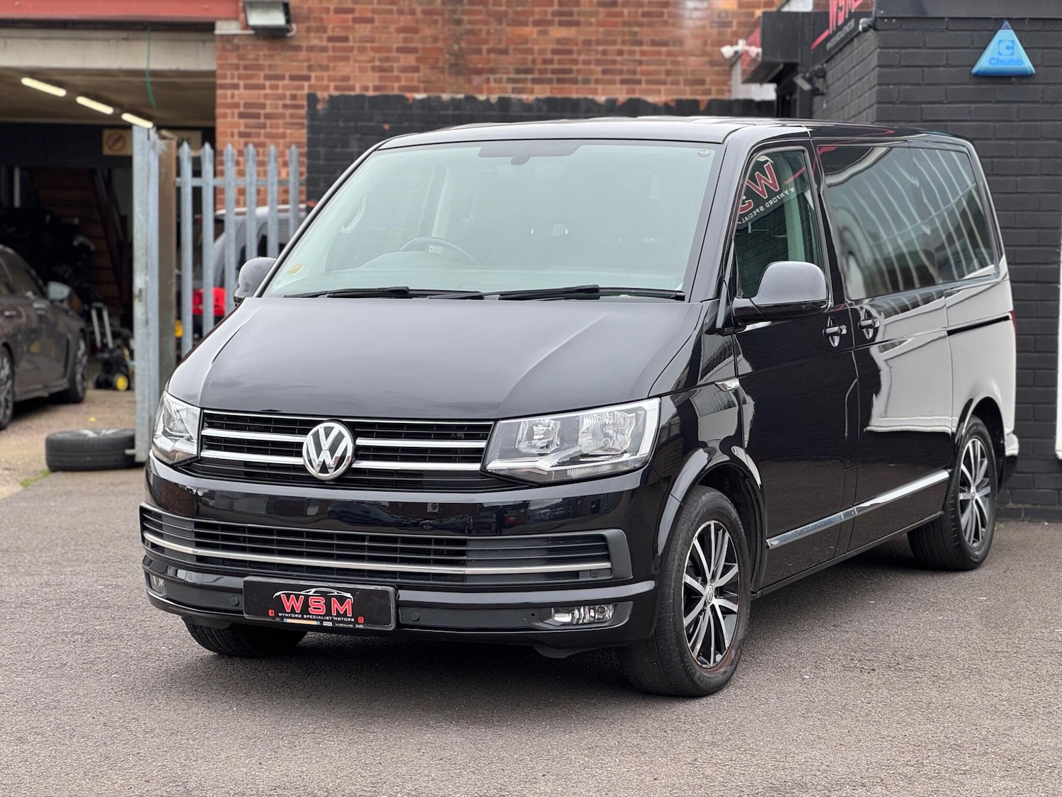 Used Volkswagen Caravelle 2017 for sale - 77978226: Photo 3
