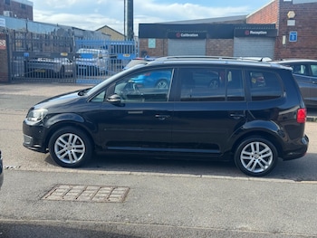 Used Volkswagen Touran 2013 for sale - 78404050: Photo