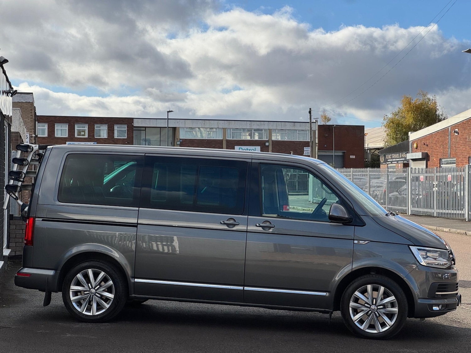 Used Volkswagen Caravelle 2016 for sale - 76457944: Photo 13