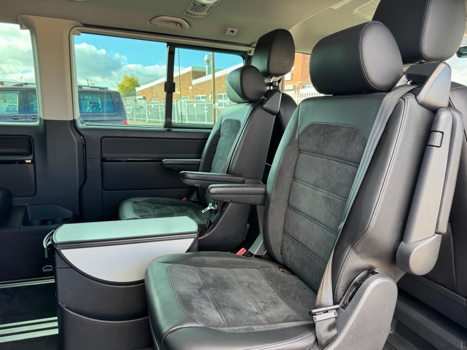 Used Volkswagen Caravelle 2016 for sale - 76457944: Photo 27