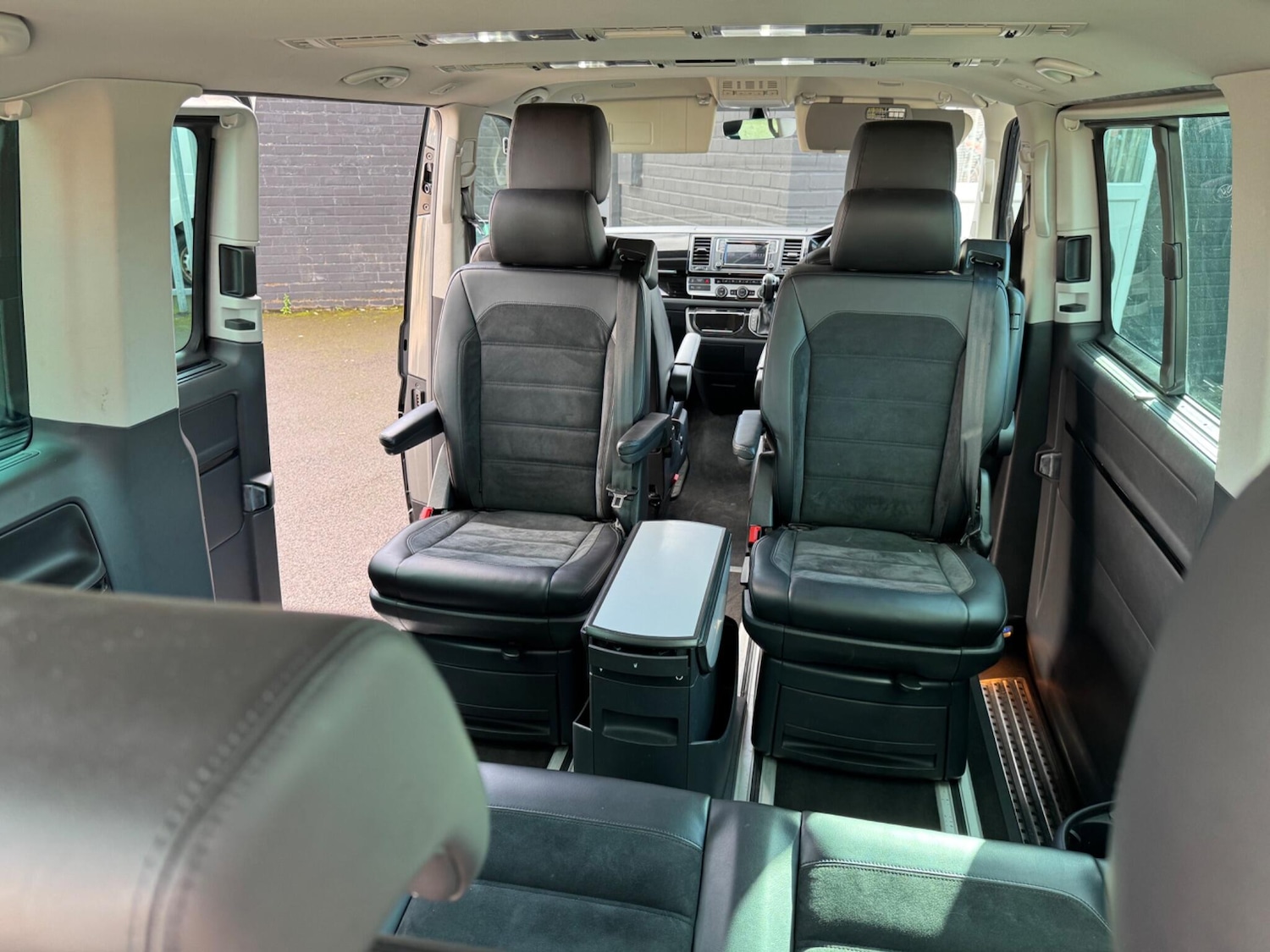 Used Volkswagen Caravelle 2016 for sale - 76457944: Photo 29