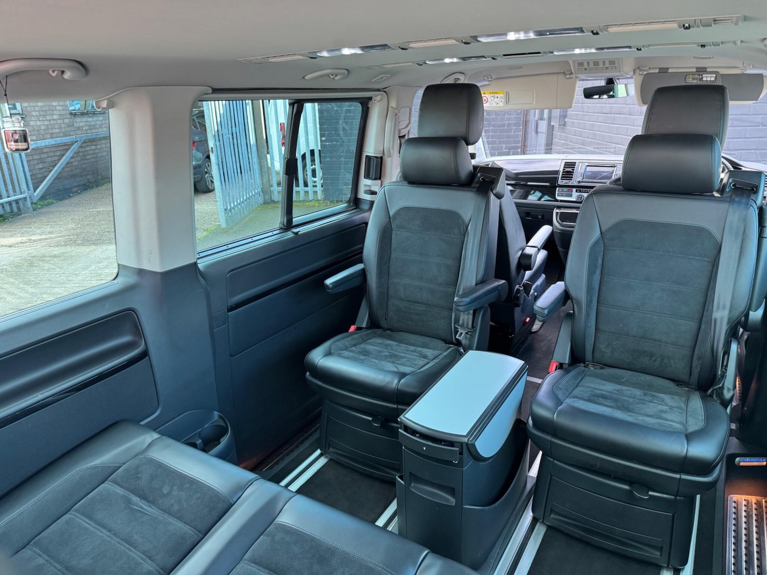 Used Volkswagen Caravelle 2016 for sale - 76457944: Photo 30