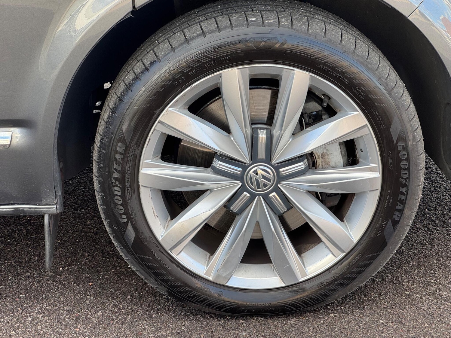 Used Volkswagen Caravelle 2016 for sale - 76457944: Photo 38