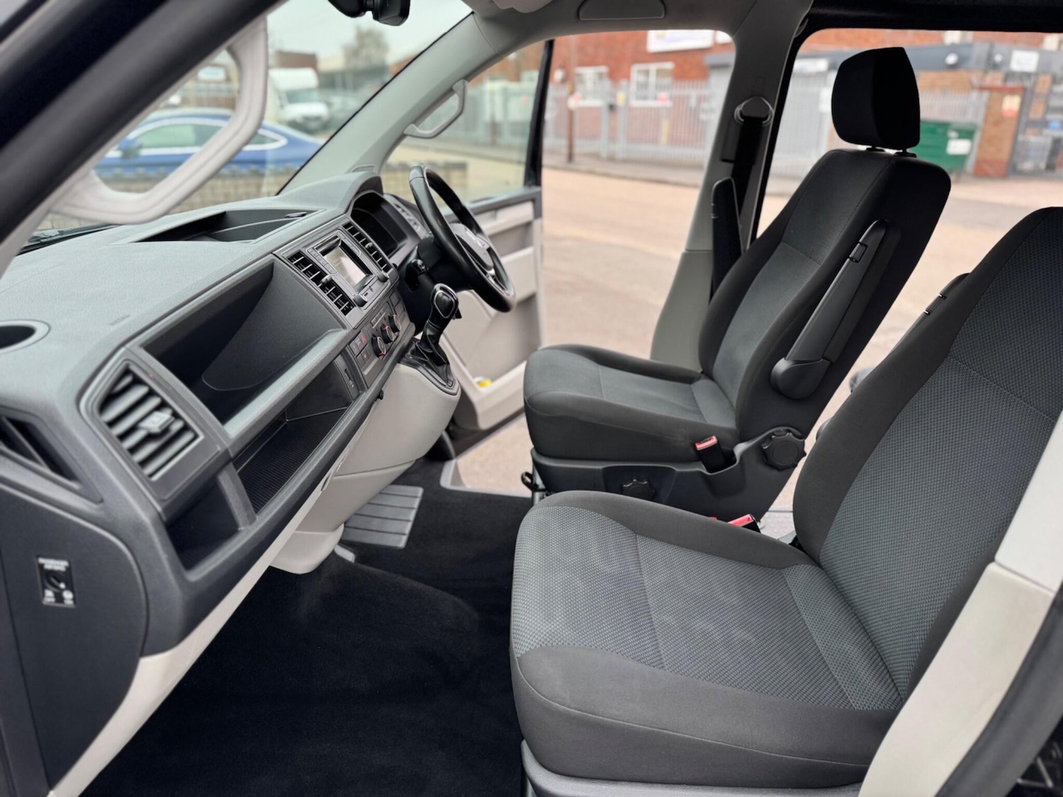 Used Volkswagen Transporter 2016 for sale - 77982650: Photo 14