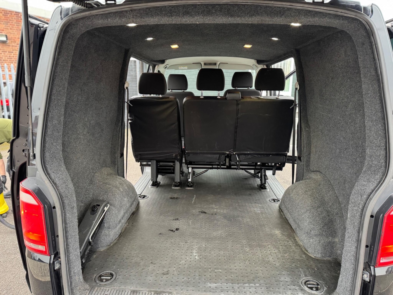 Used Volkswagen Transporter 2016 for sale - 77982650: Photo 17