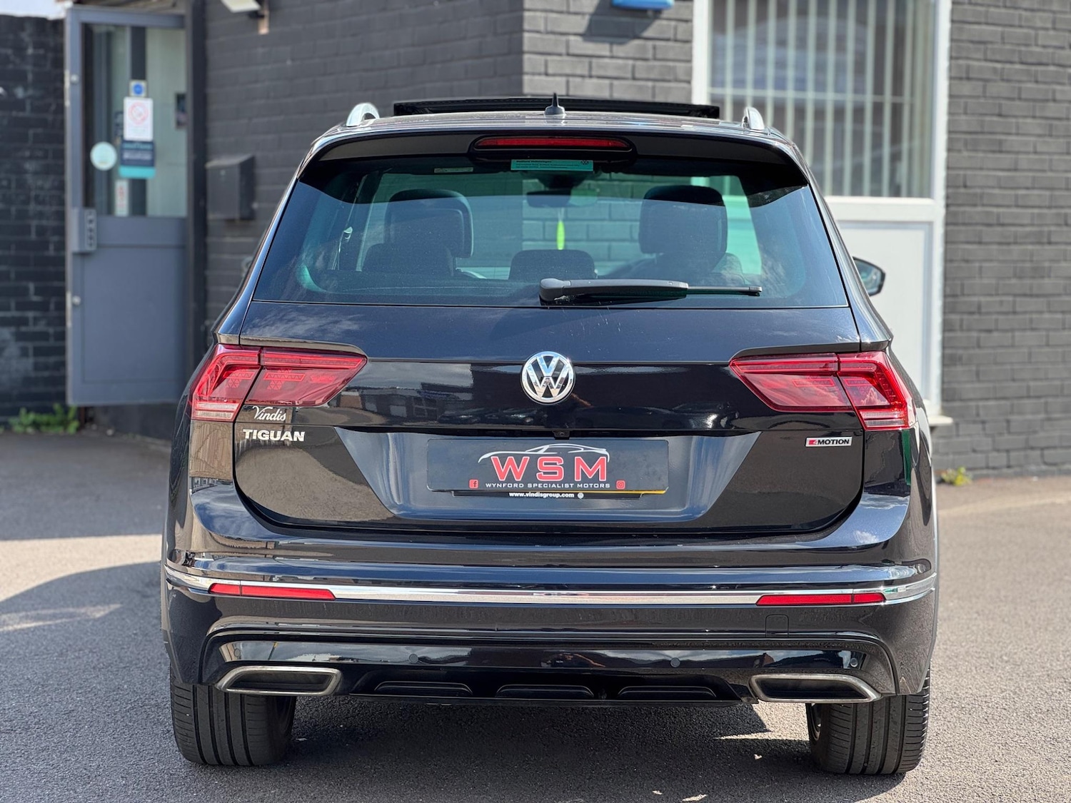 Vehicle 28