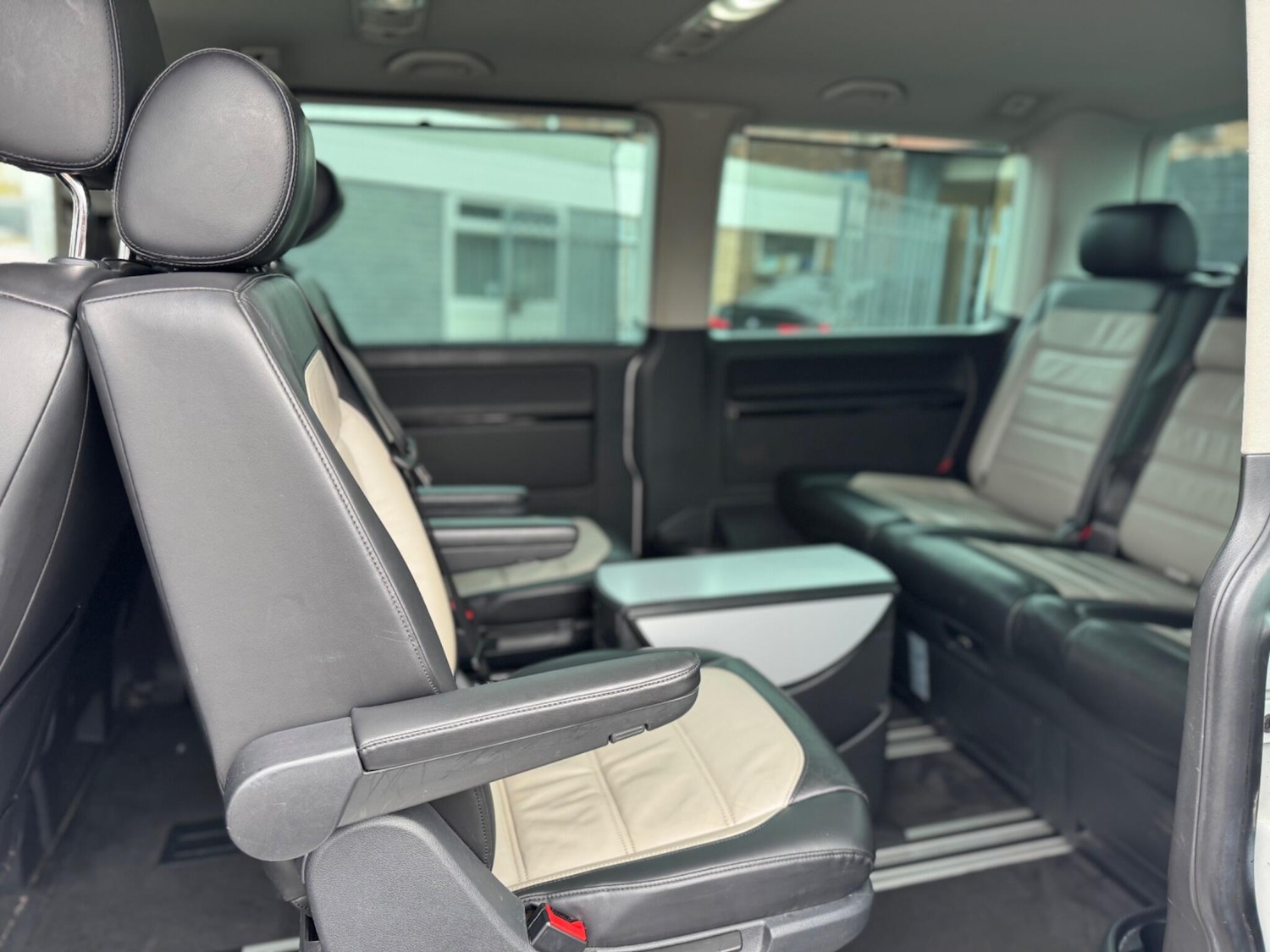 Used Volkswagen Caravelle 2016 for sale - 76865944: Photo 23