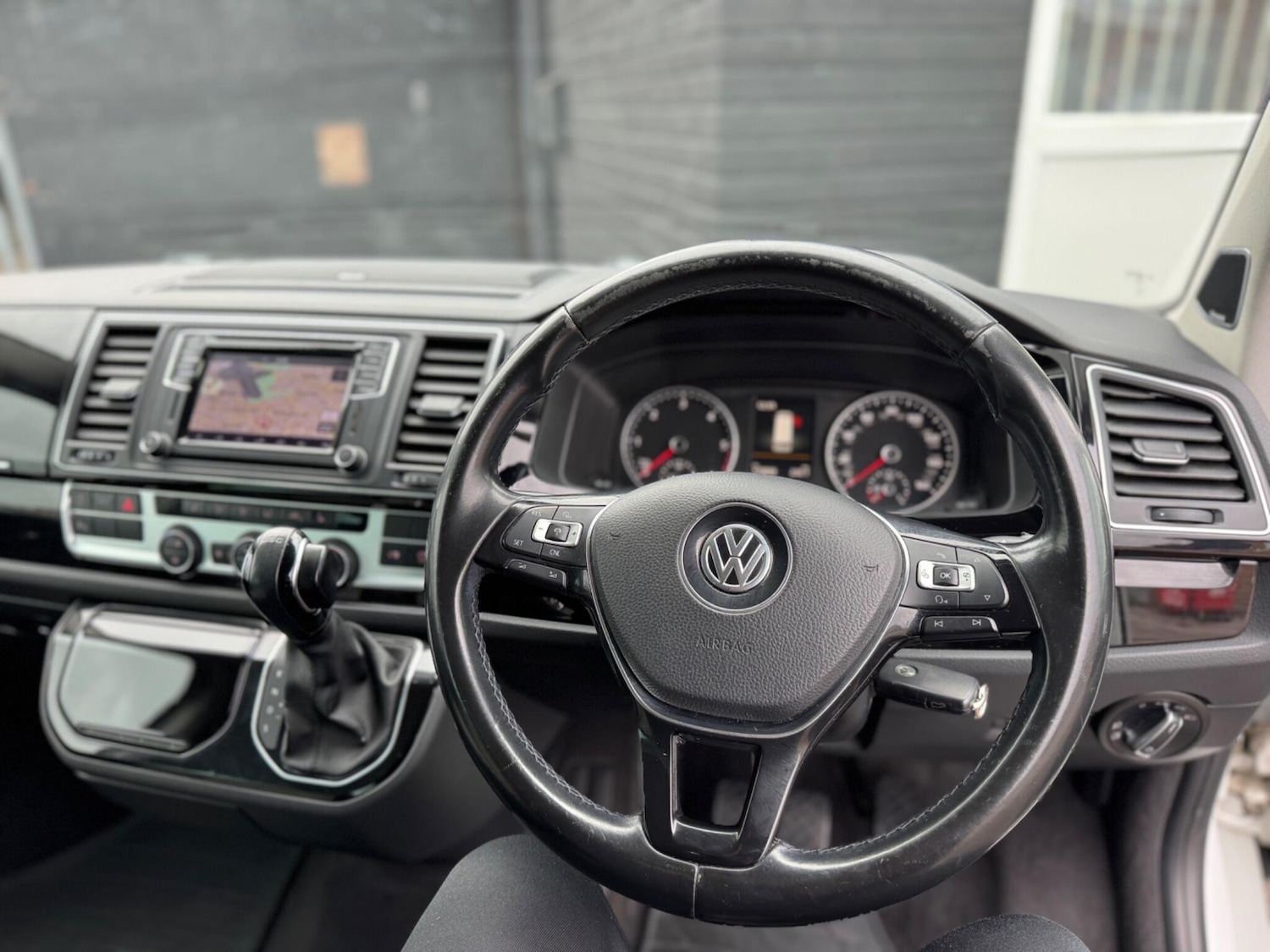 Used Volkswagen Caravelle 2016 for sale - 76865944: Photo 34