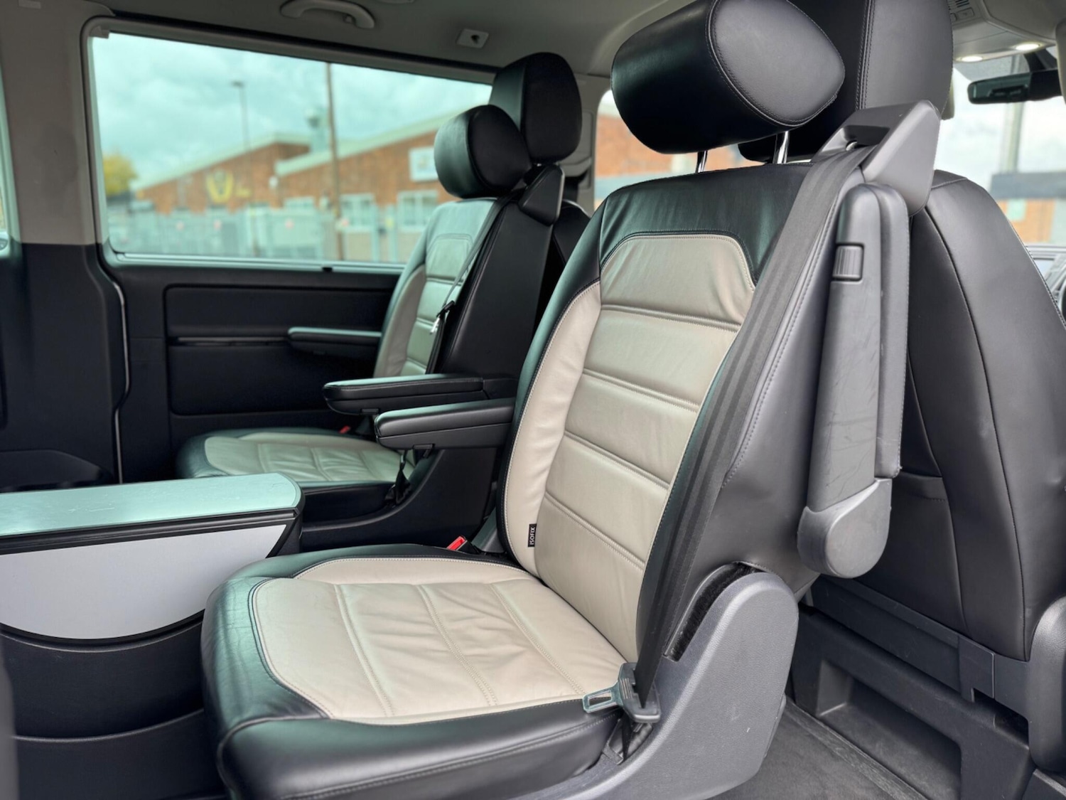 Used Volkswagen Caravelle 2016 for sale - 76865944: Photo 38