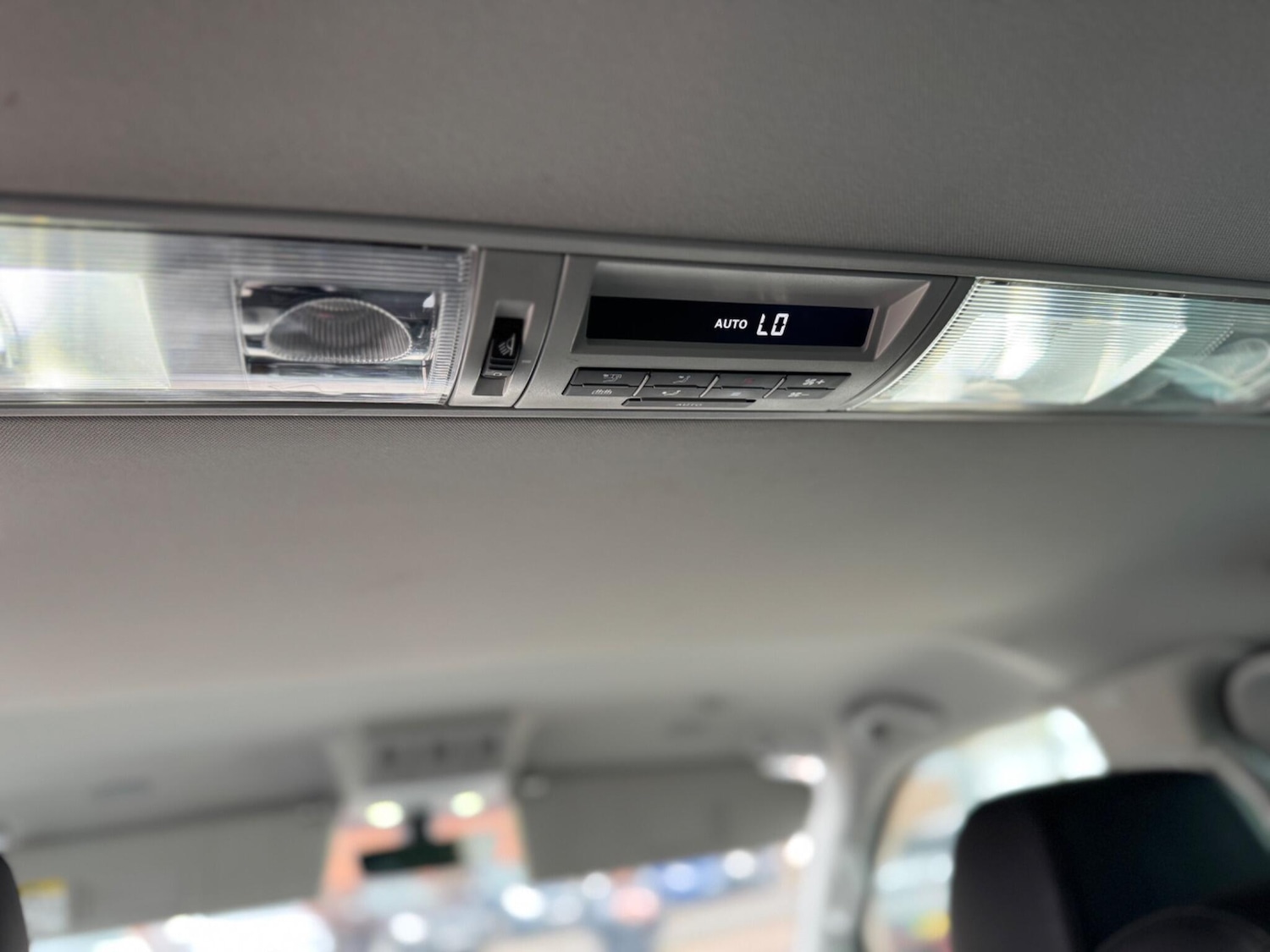 Used Volkswagen Caravelle 2016 for sale - 76865944: Photo 39