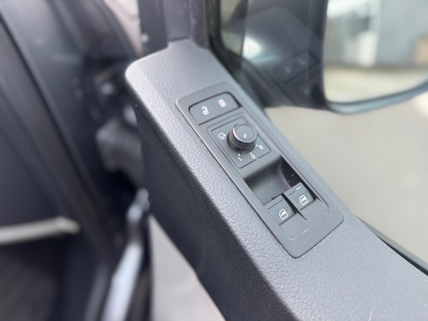 Used Volkswagen Transporter for sale - 78214445: Photo 24