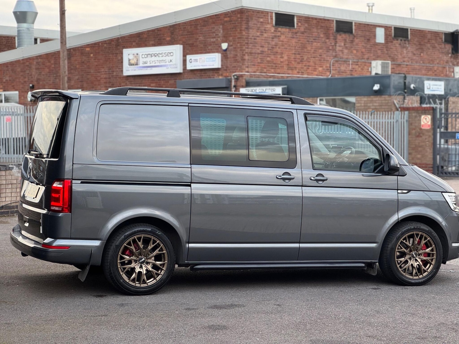 Used Volkswagen Transporter for sale - 78214445: Photo 32