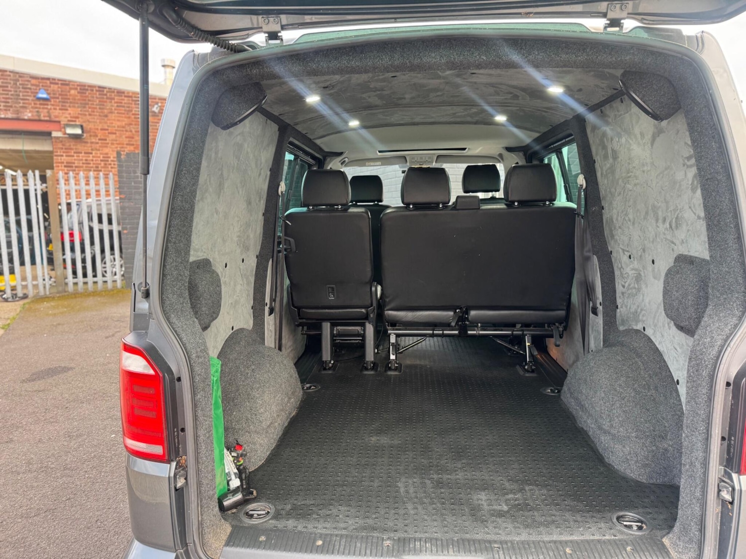 Used Volkswagen Transporter for sale - 78214445: Photo 48