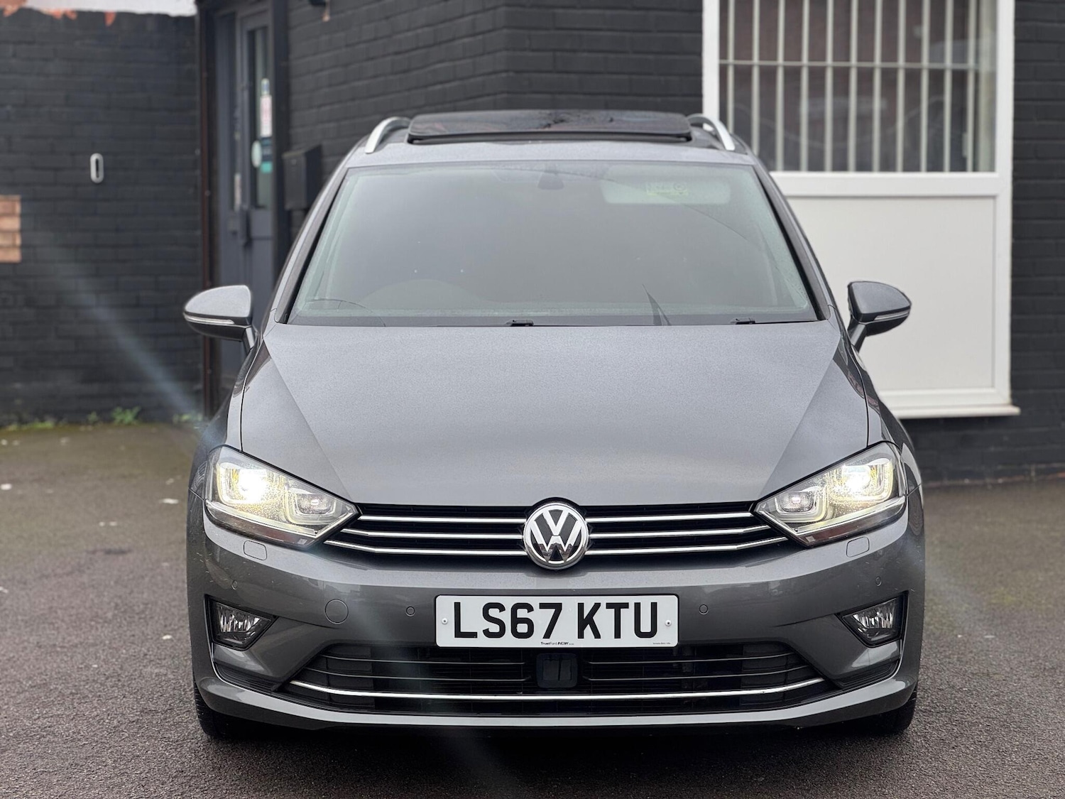 Used Volkswagen Golf SV 2017 for sale - 77057369: Photo 3