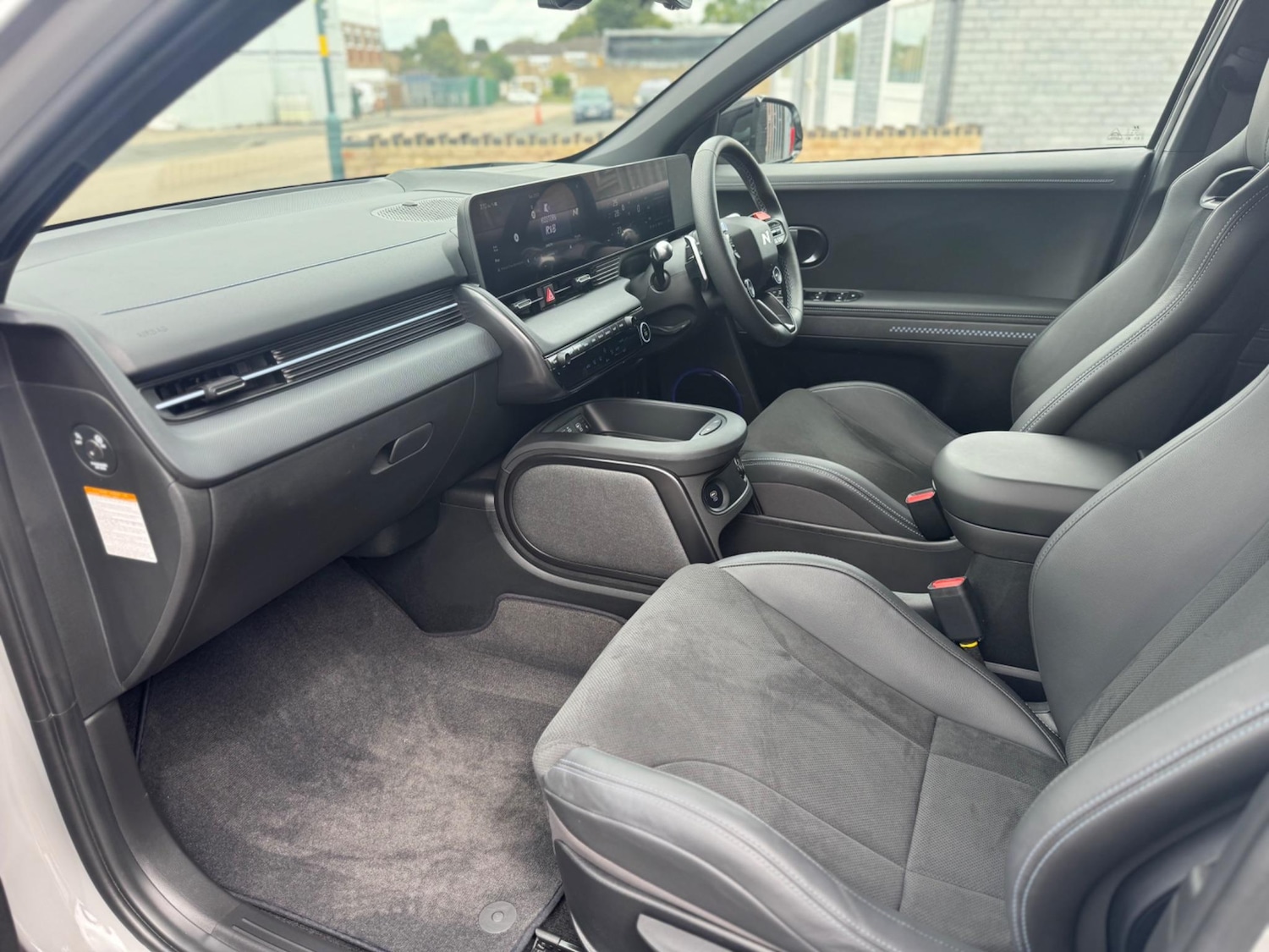 Used Hyundai IONIQ 5 2024 for sale - 76913563: Photo 16