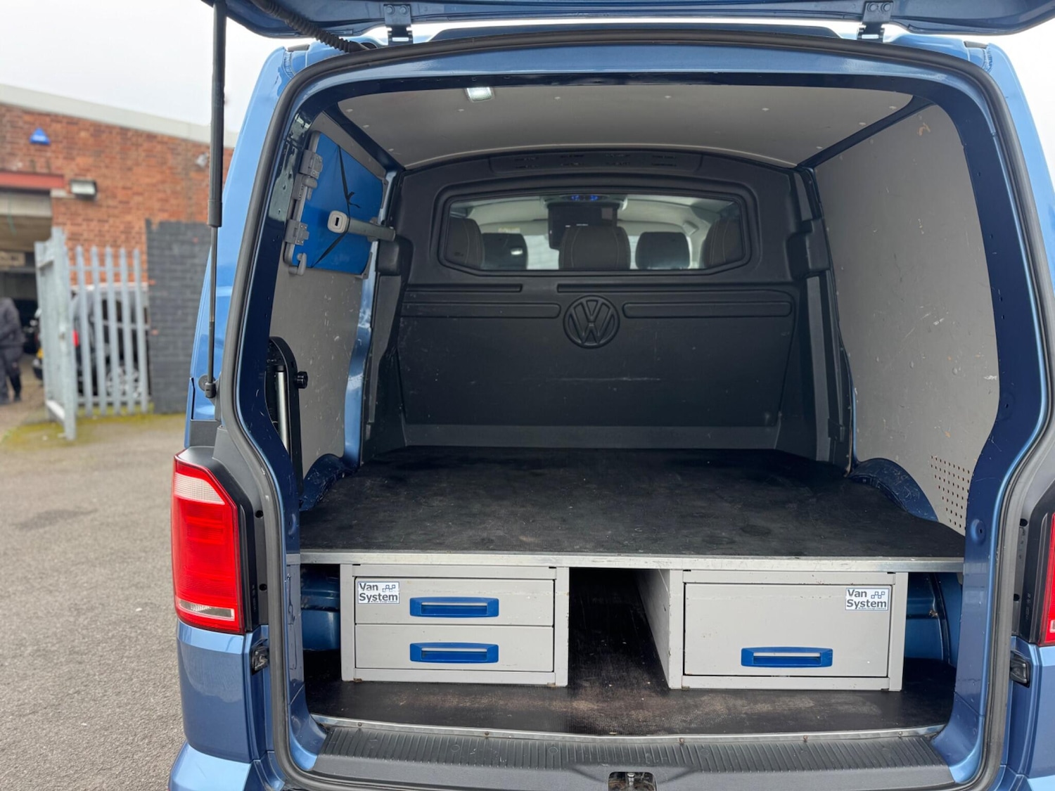 Used Volkswagen Transporter 2016 for sale - 77794410: Photo 26