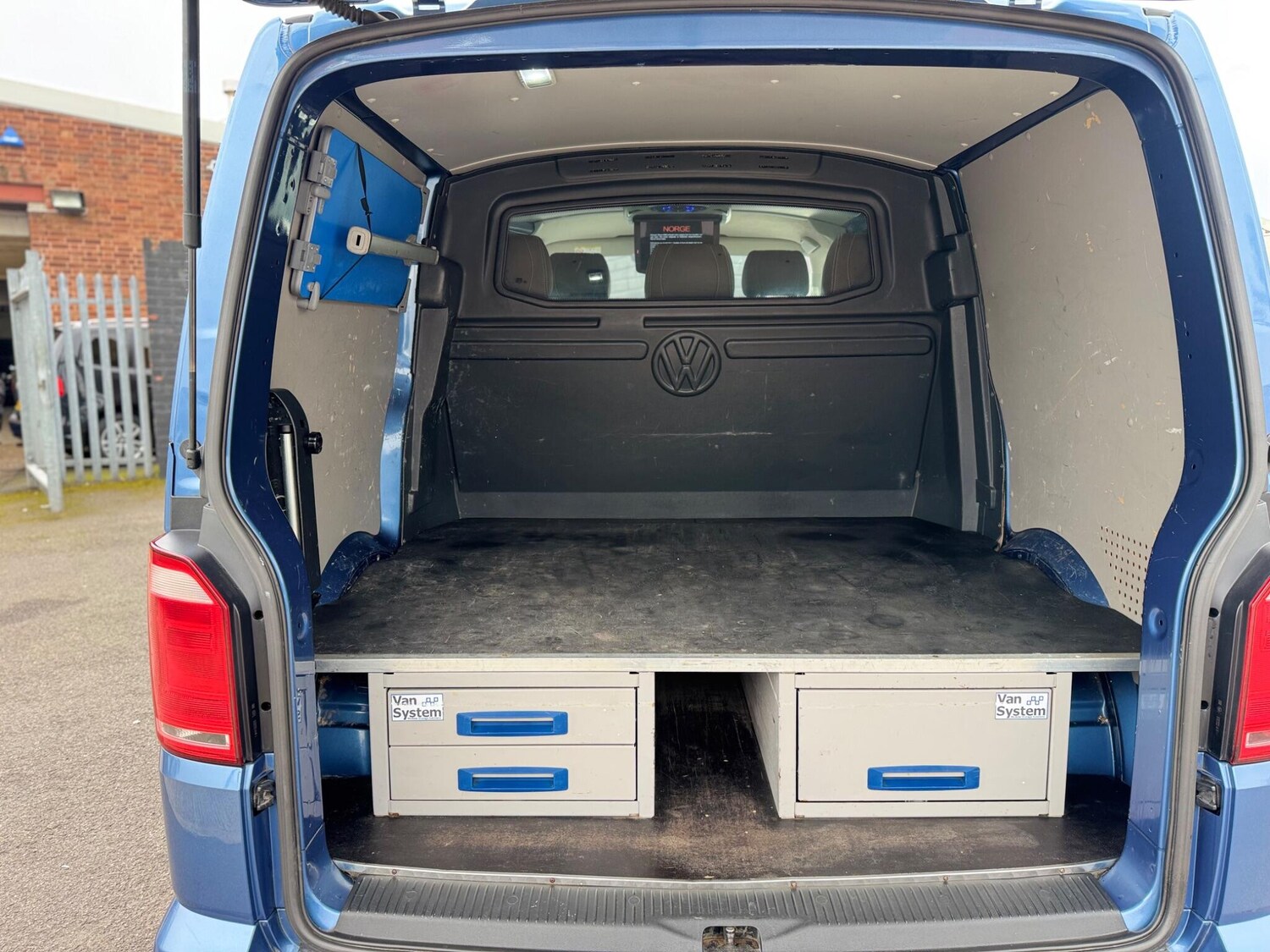 Used Volkswagen Transporter 2016 for sale - 77794410: Photo 31