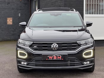 Used Volkswagen T-Roc 2021 for sale - 77633157: Photo