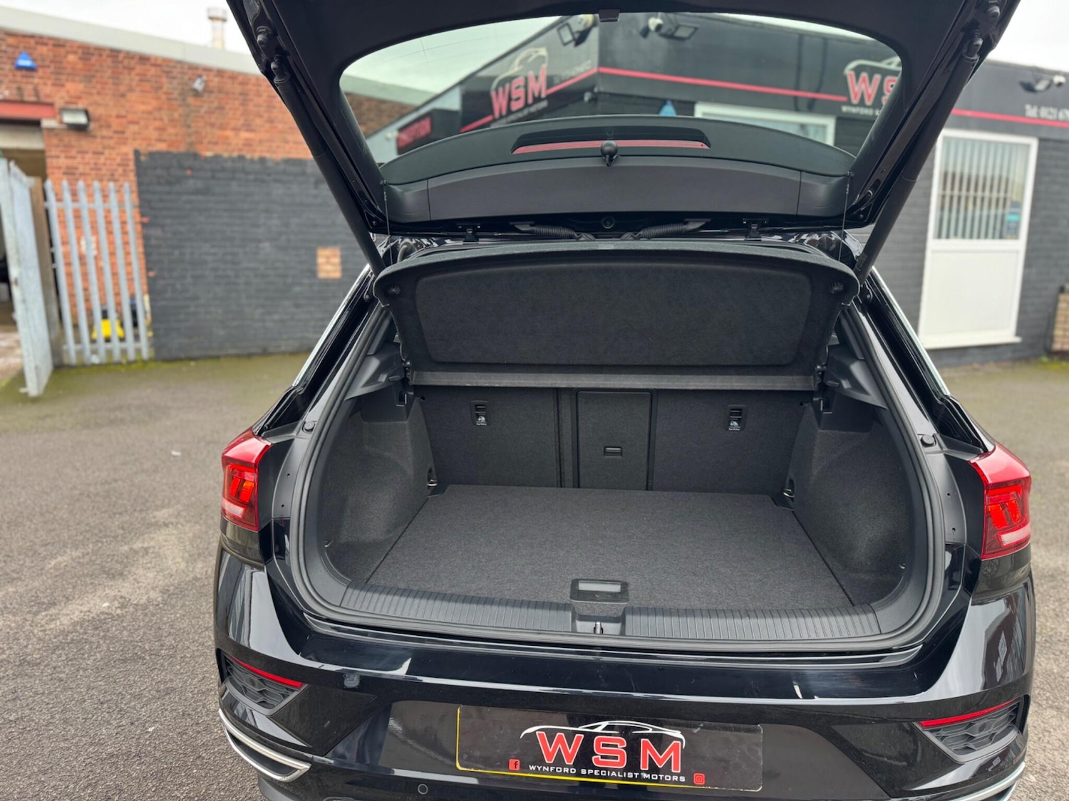 Used Volkswagen T-Roc 2021 for sale - 77633157: Photo 36