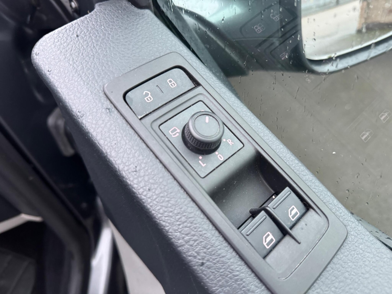 Used Volkswagen Transporter for sale - 77242587: Photo 16