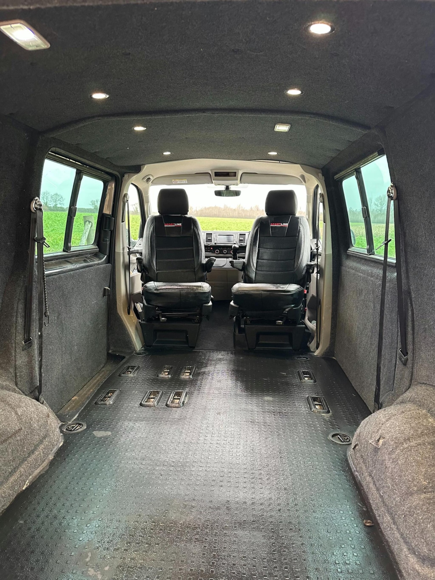 Used Volkswagen Transporter for sale - 77242587: Photo 35