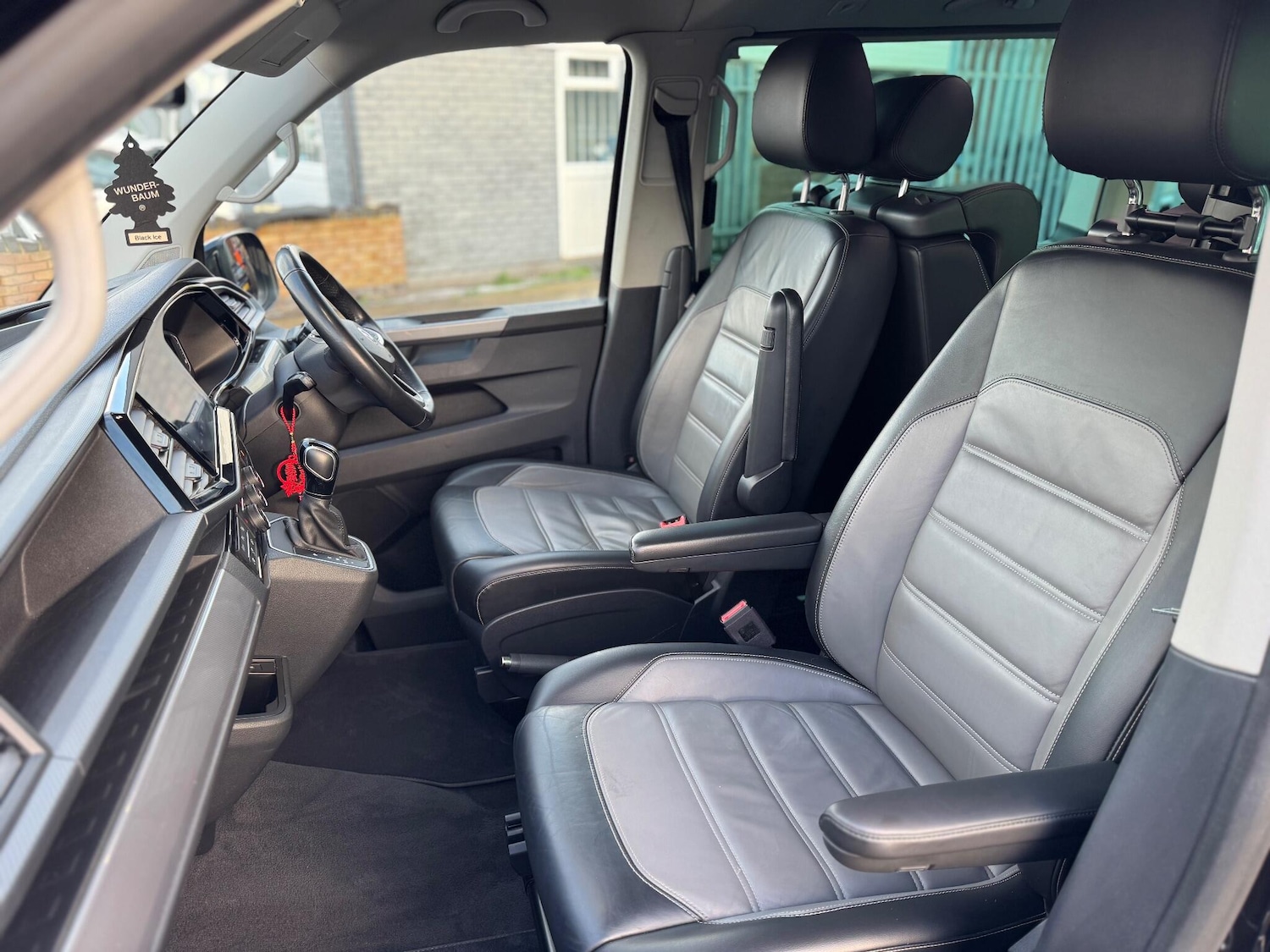 Used Volkswagen Caravelle 2020 for sale - 77067174: Photo 42