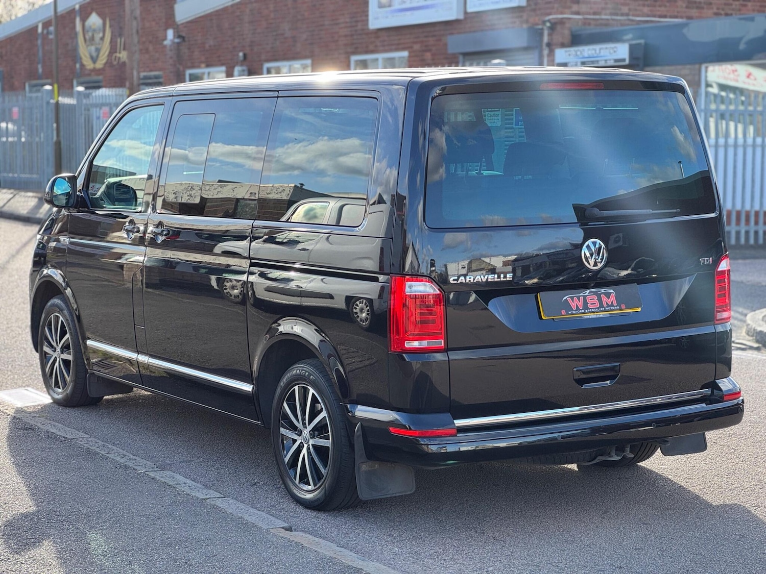 Used Volkswagen Caravelle for sale - 78148226: Photo 3