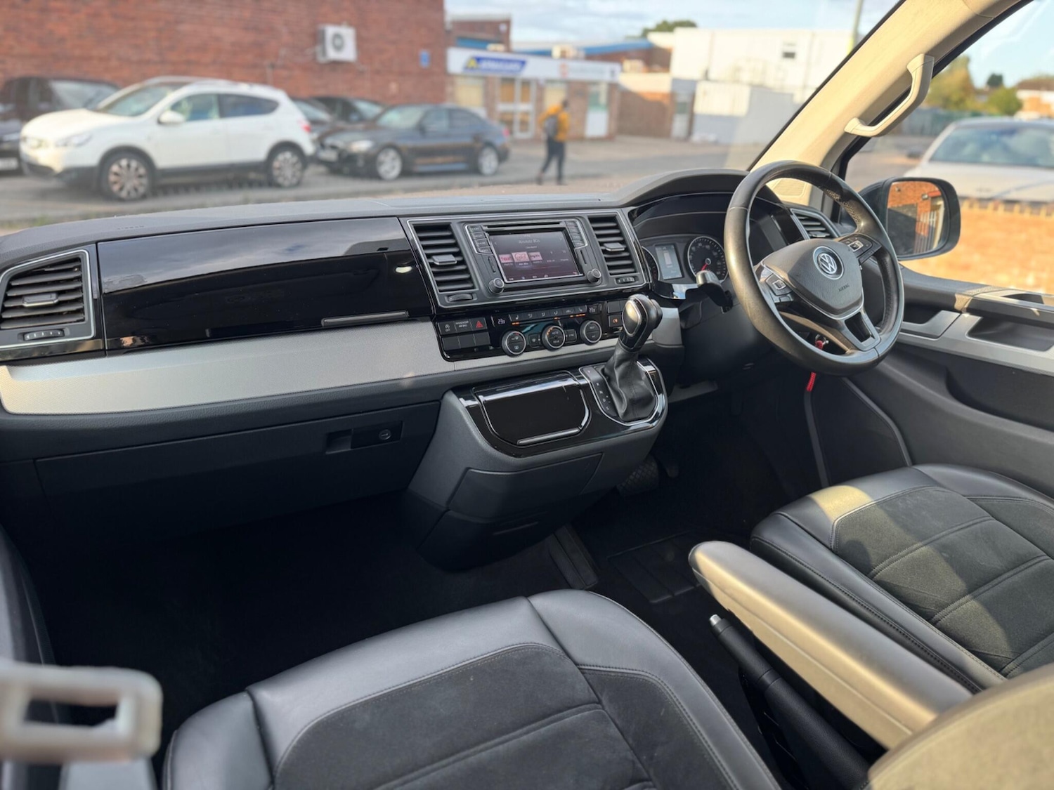 Used Volkswagen Caravelle 2016 for sale - 76377450: Photo 16
