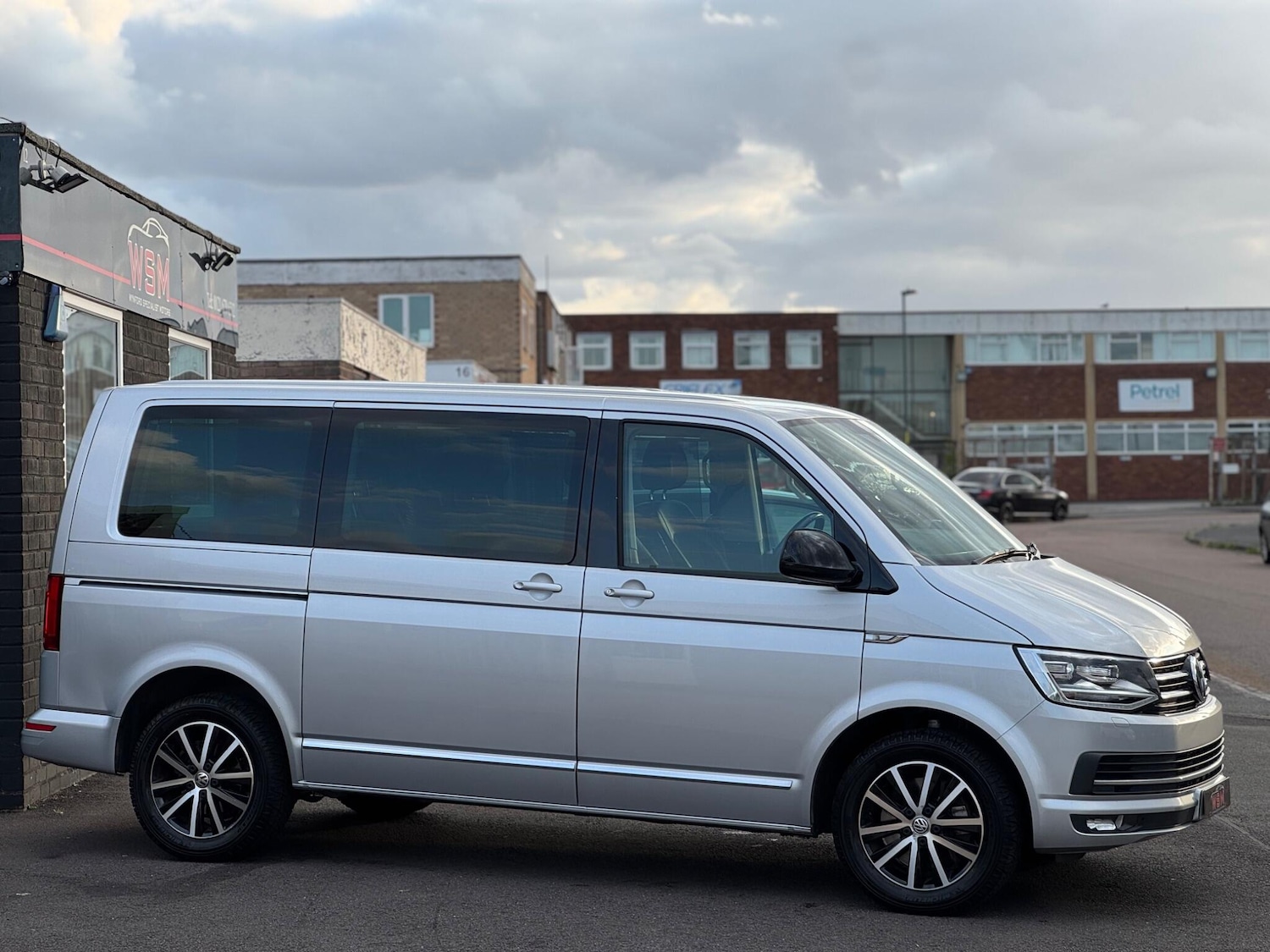 Used Volkswagen Caravelle 2016 for sale - 76377450: Photo 3