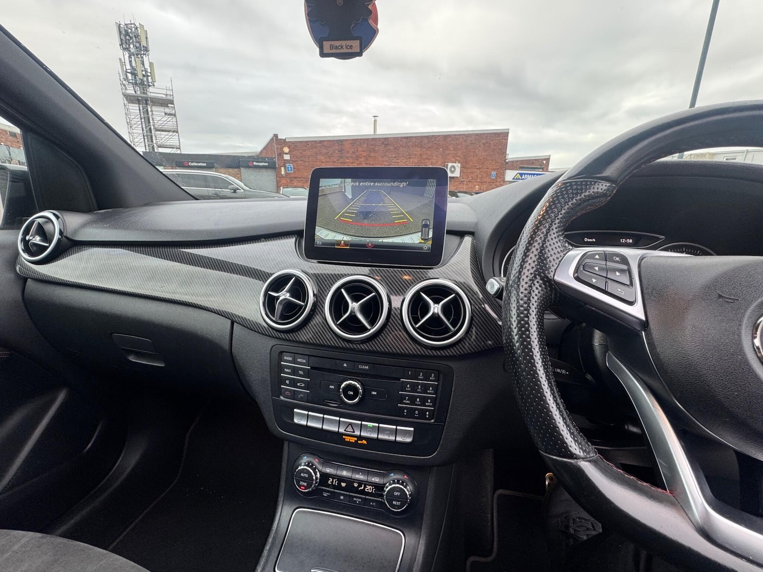 Used Mercedes-Benz B Class 2017 for sale - 76613299: Photo 11