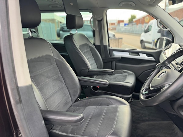 Used Volkswagen Caravelle 2016 for sale - 75645740: Photo 26