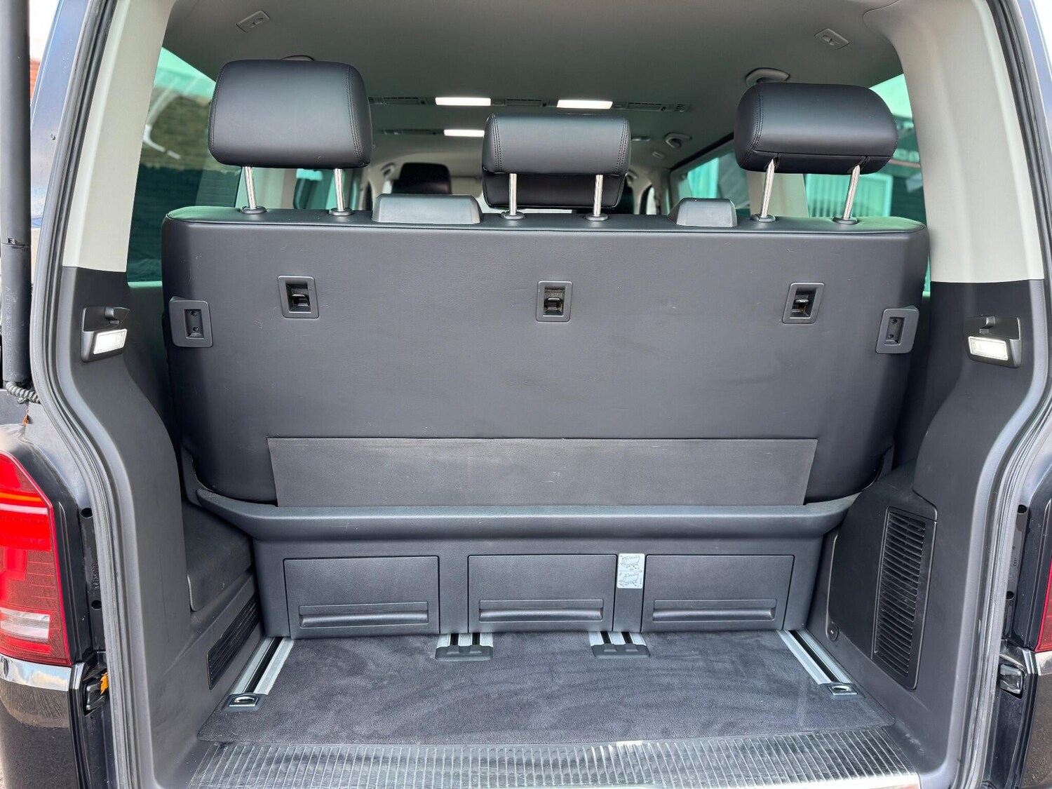 Used Volkswagen Caravelle 2020 for sale - 77940505: Photo 39