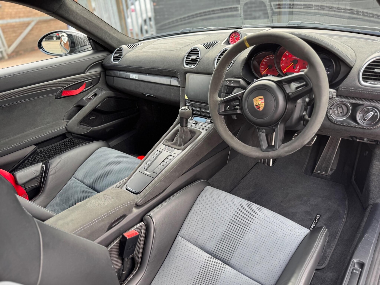 Used Porsche Cayman 2022 for sale - 76632771: Photo 43