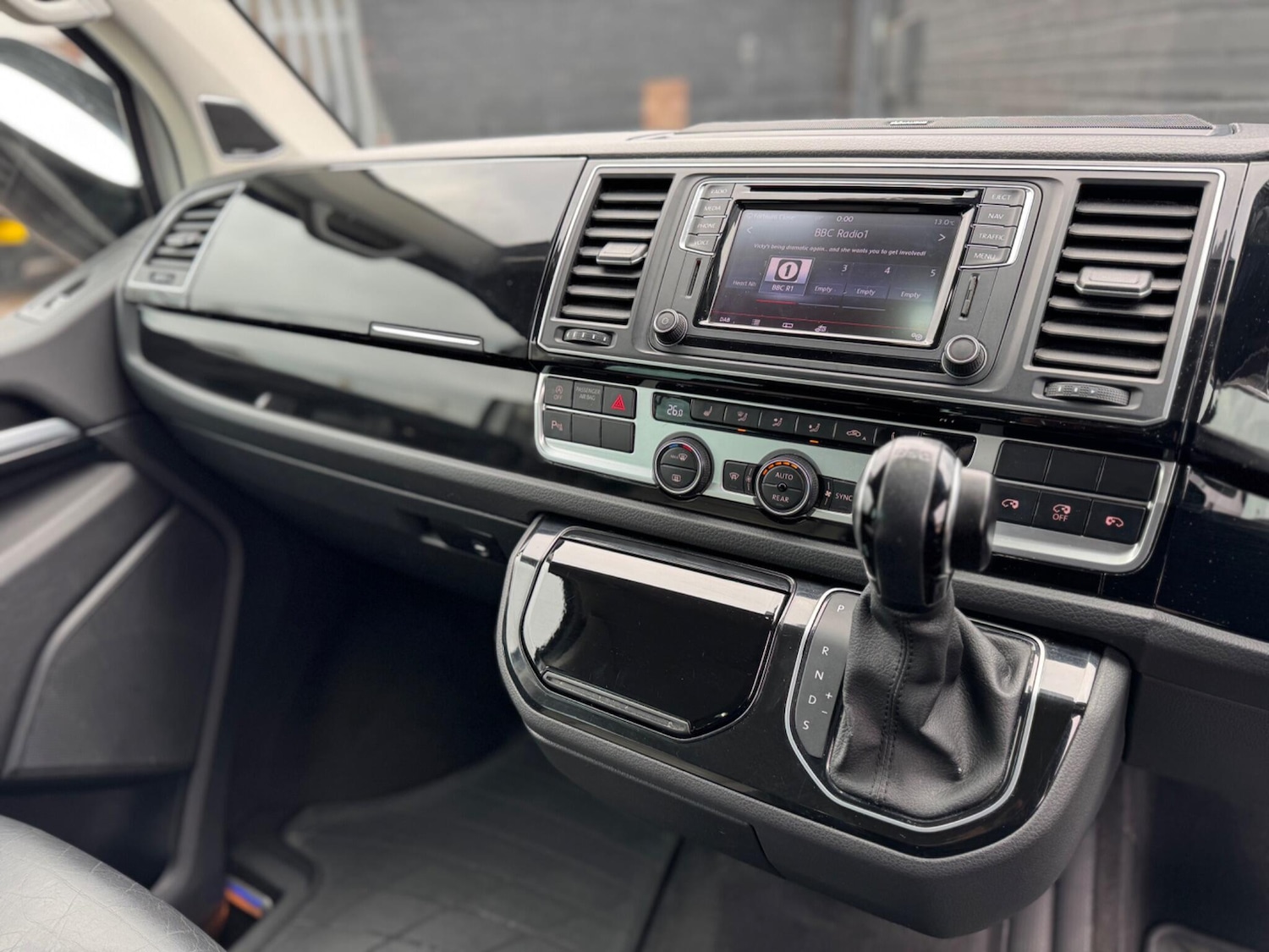 Used Volkswagen Caravelle 2016 for sale - 76521916: Photo 20