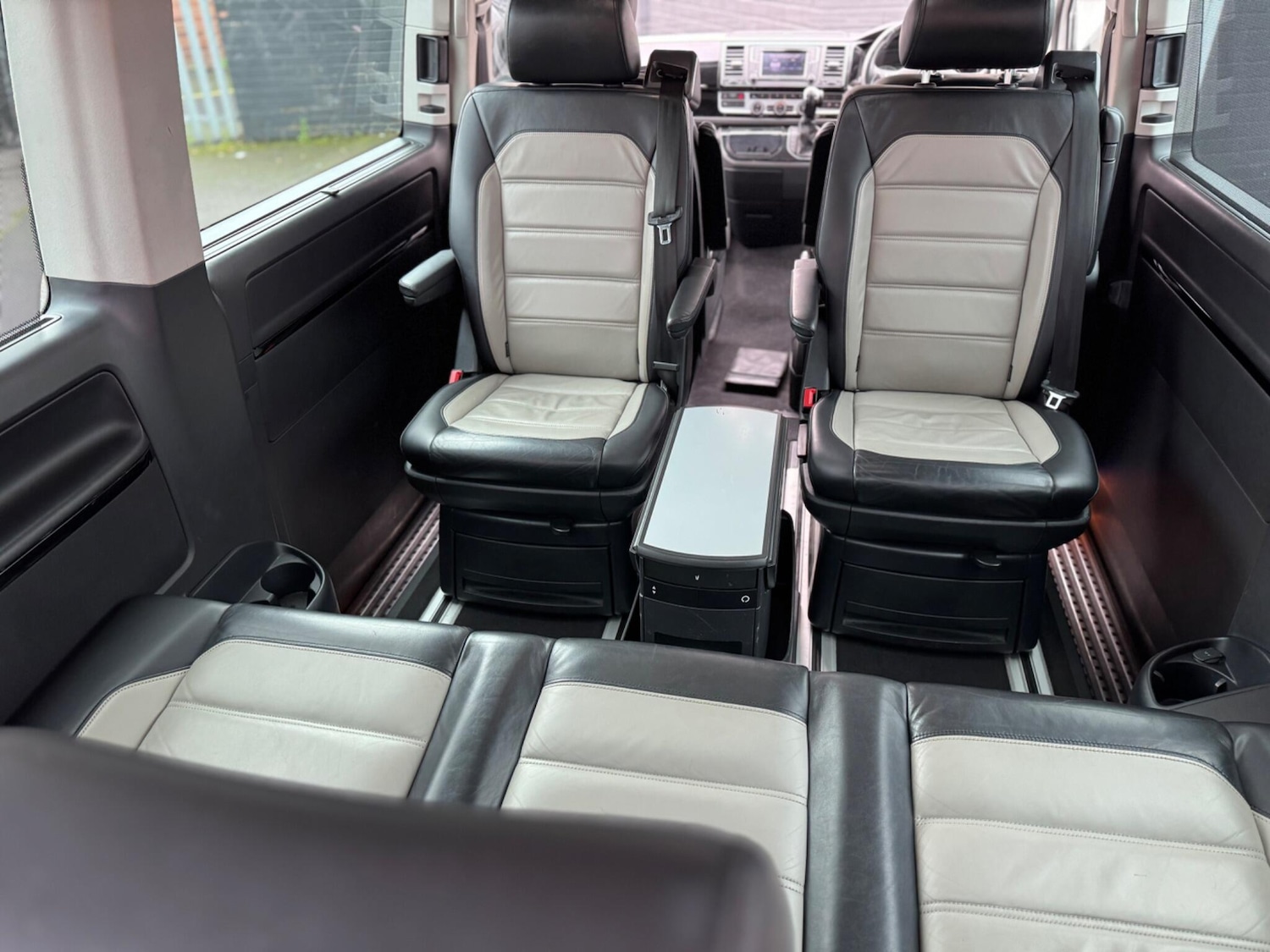 Used Volkswagen Caravelle 2016 for sale - 76521916: Photo 29